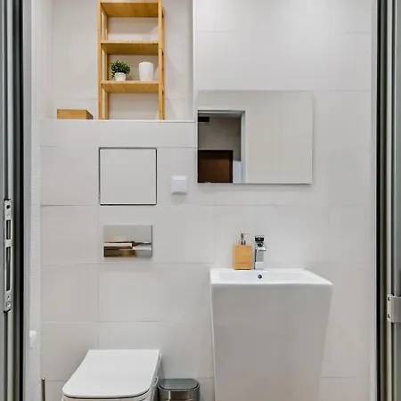 Appartamento Pieces Of Nature In A Stylish One-bedroom Flat By Flat Mаnager